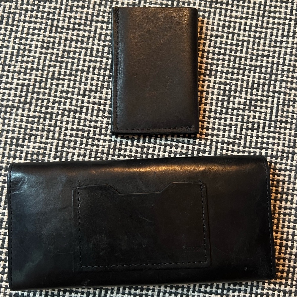 R Riveter Large And Card Wallet Bundle - image 2